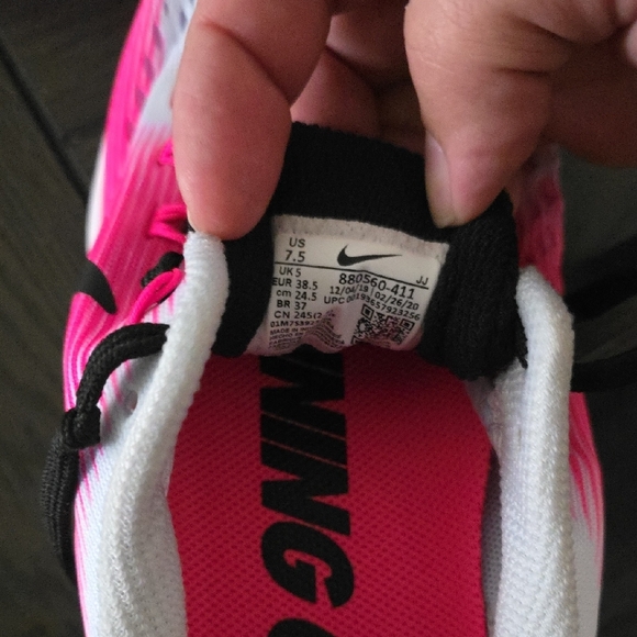 Nike Women's Athletic Shoes - White and Hot Pink - Picture 4 of 5